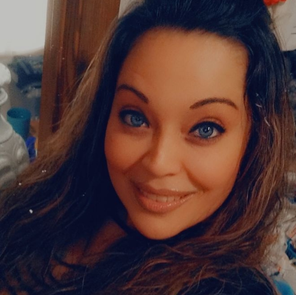 Meet your Posher, Ami